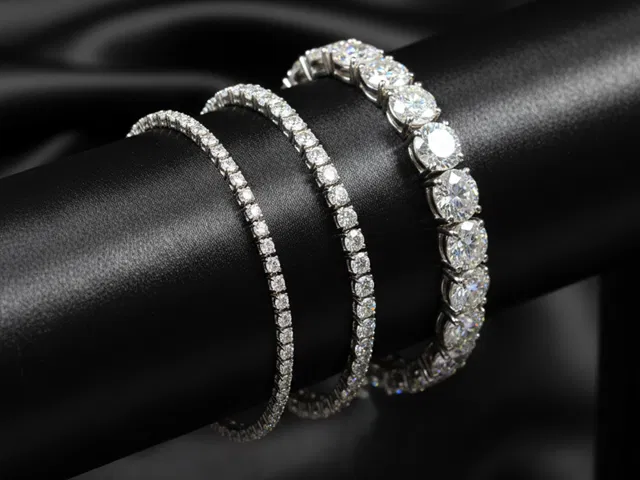 DIAMOND TENNIS BRACELETS